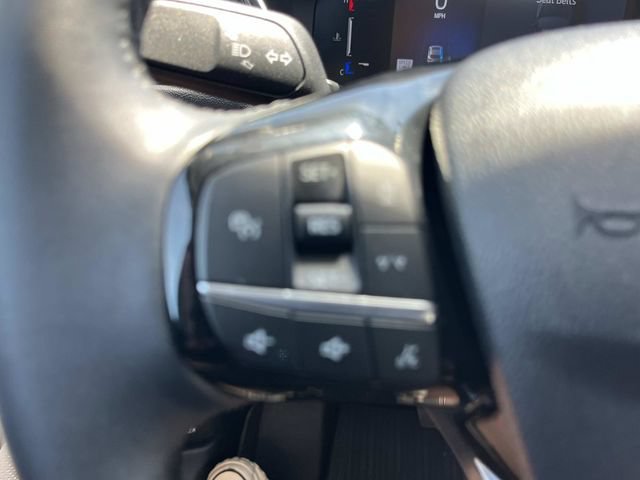 Certified 2025 Ford Escape SE FWD image 38