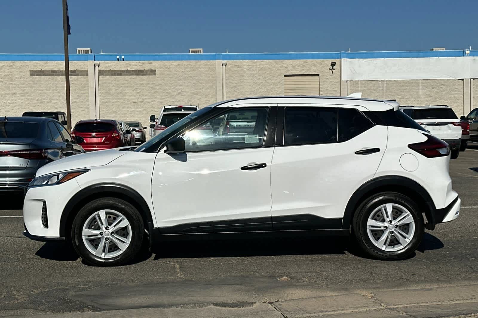Used 2024 Nissan Kicks S FWD image 5