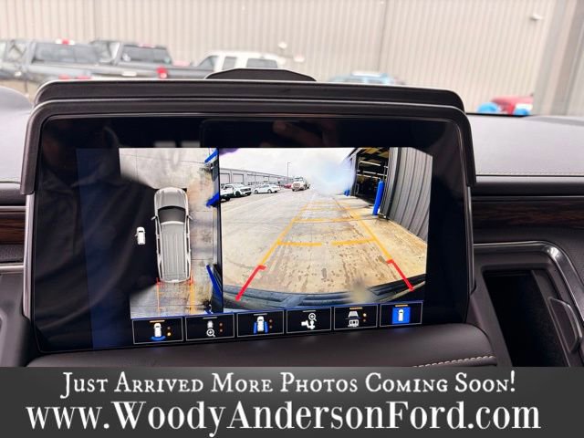 Used 2024 Chevrolet Tahoe Premier w/ Premium Package image 12