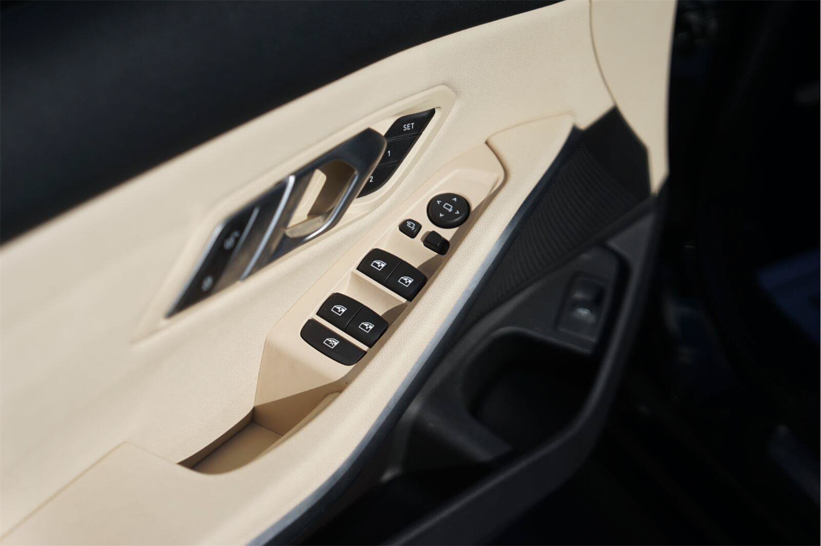 Used 2020 BMW 330i Sedan RWD image 29