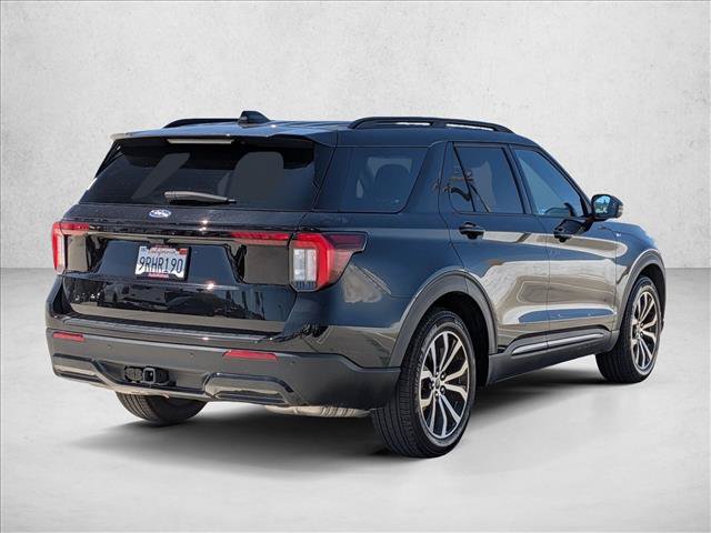 Certified 2025 Ford Explorer ST-Line RWD image 5