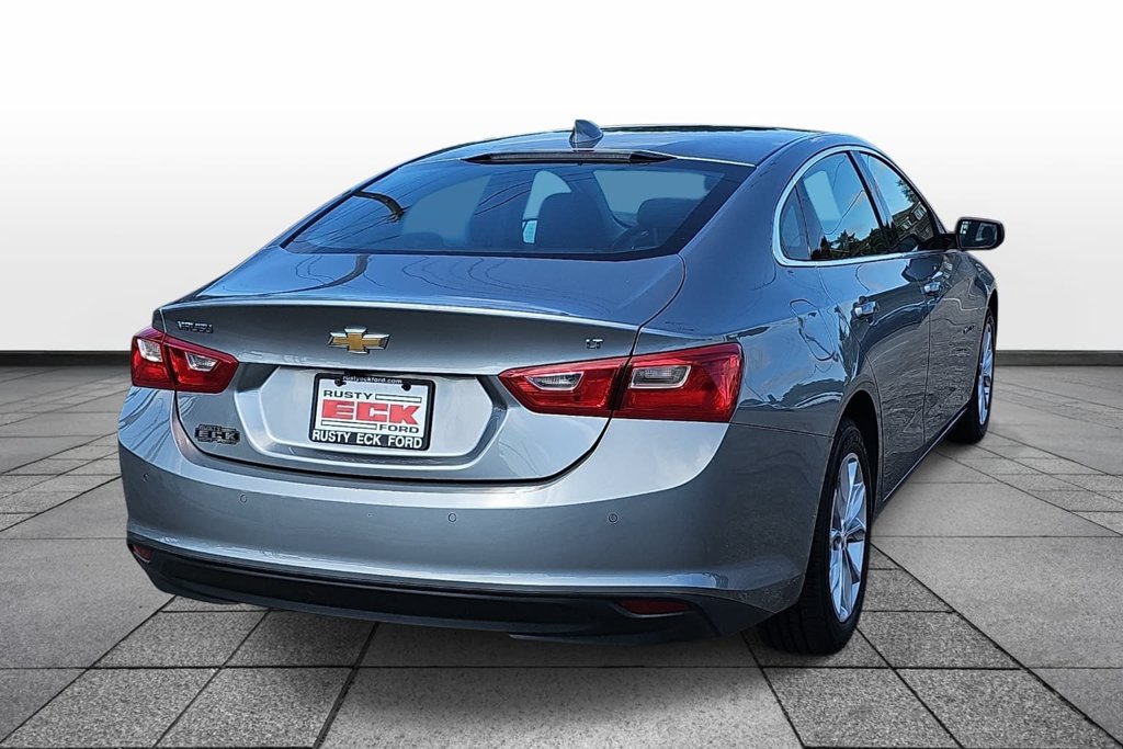 Used 2025 Chevrolet Malibu LT FWD image 5