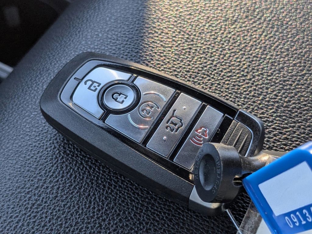 Certified 2023 Ford Expedition Limited image 35