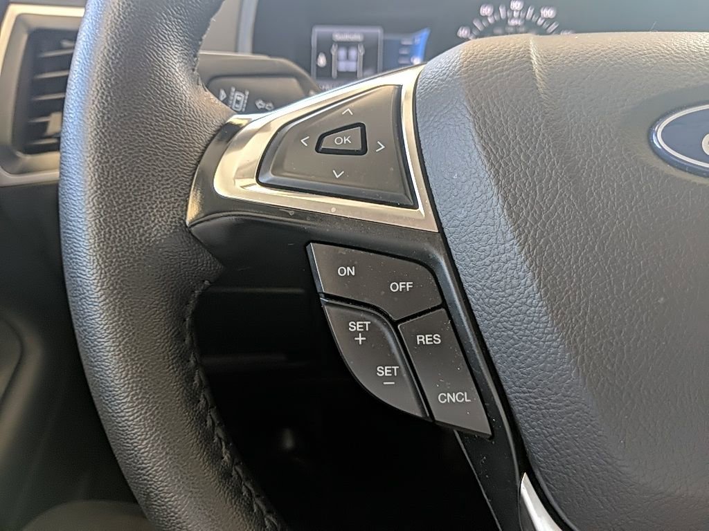 Certified 2024 Ford Edge SEL w/ Convenience Package AWD/4WD image 16