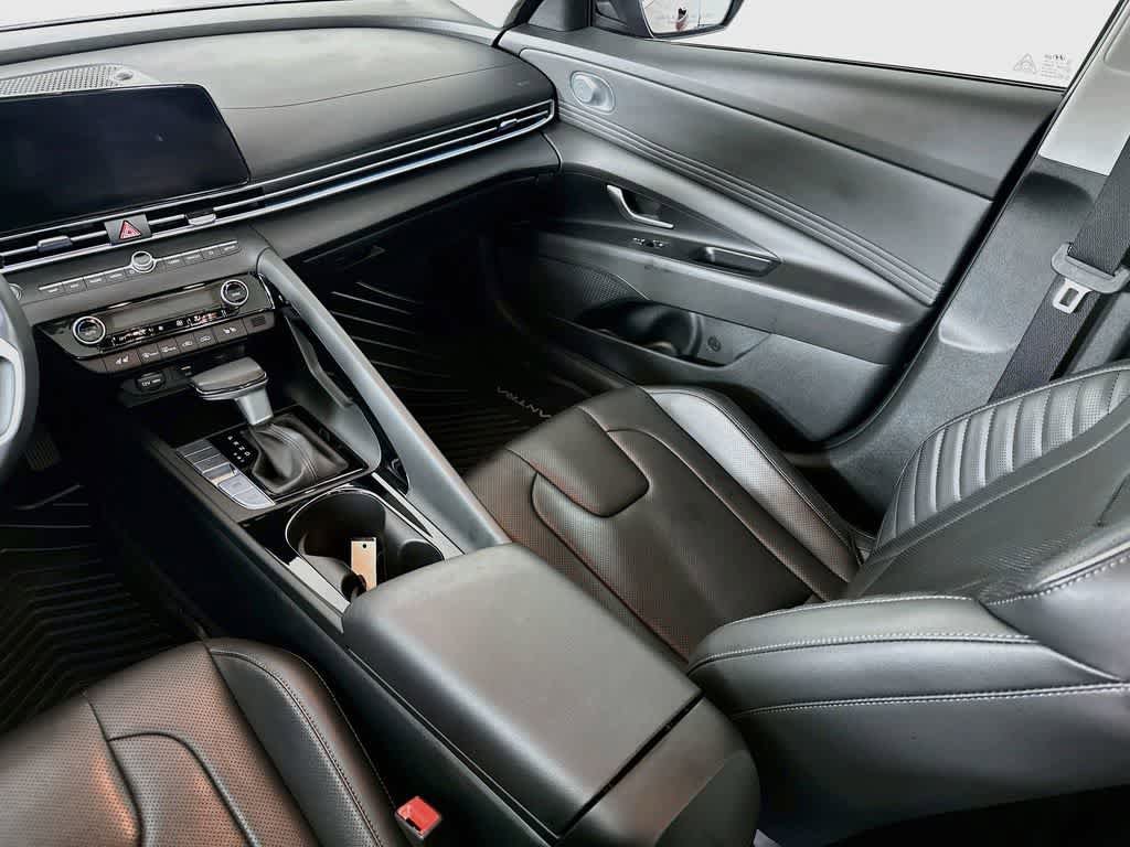 Used 2024 Hyundai Elantra Limited FWD image 10