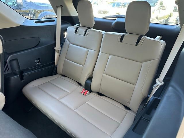 Certified 2022 Ford Explorer XLT w/ Equipment Group 202A image 16