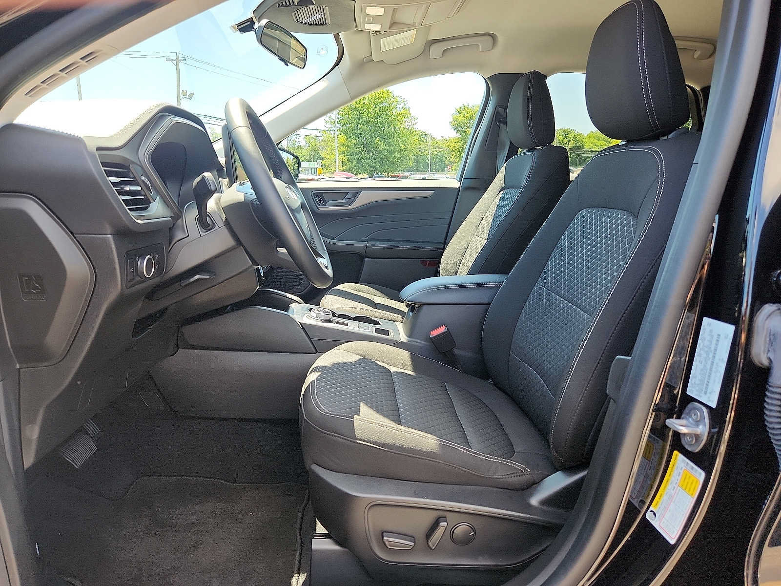 Certified 2023 Ford Escape Active w/ Tech Pack #1 AWD/4WD image 13