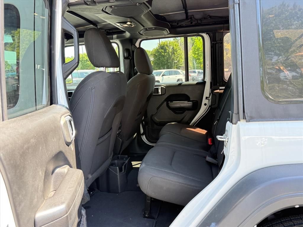 Used 2023 Jeep Wrangler Unlimited Sport AWD/4WD image 12