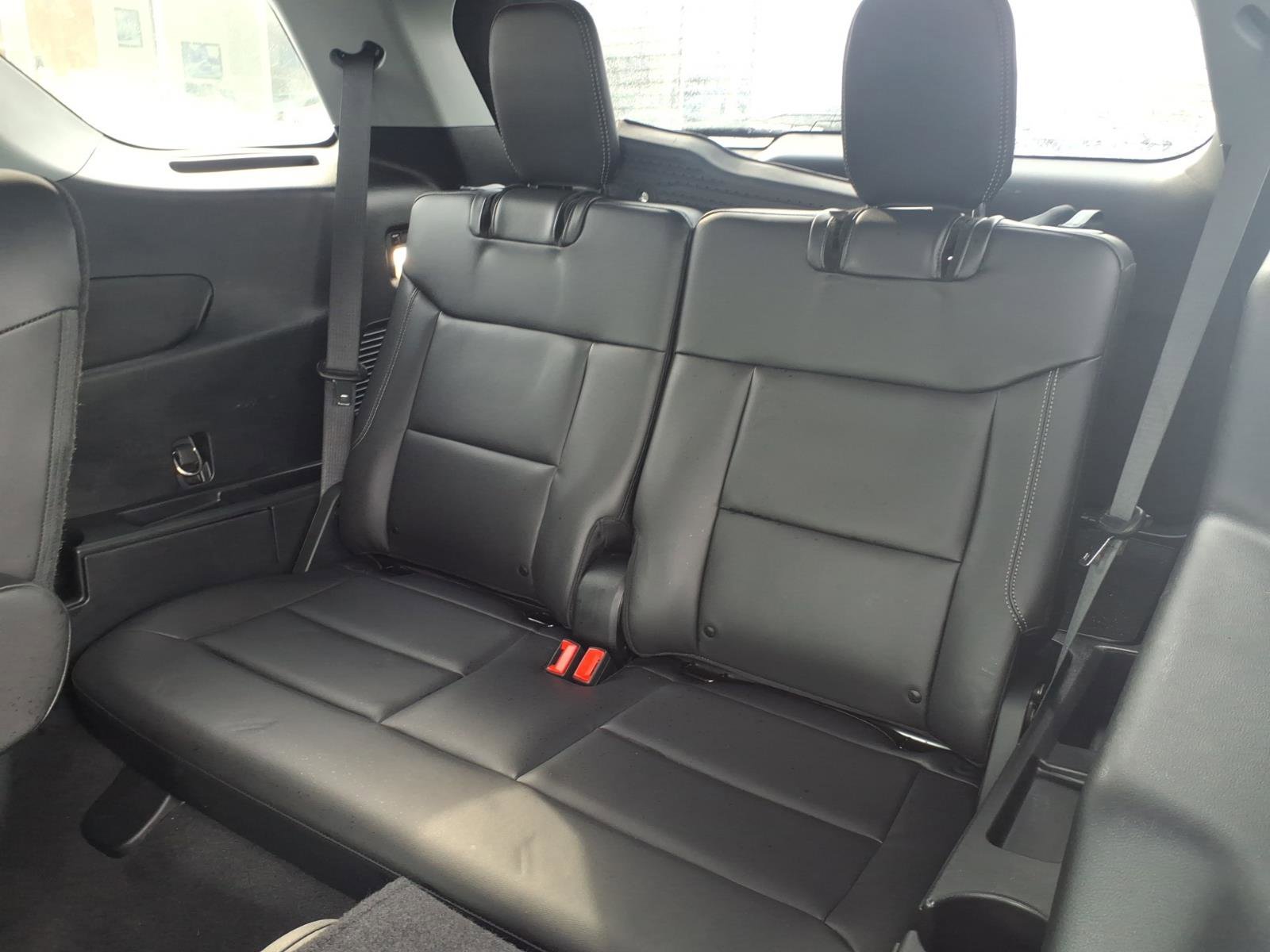 Certified 2023 Ford Explorer XLT w/ Equipment Group 202A image 10