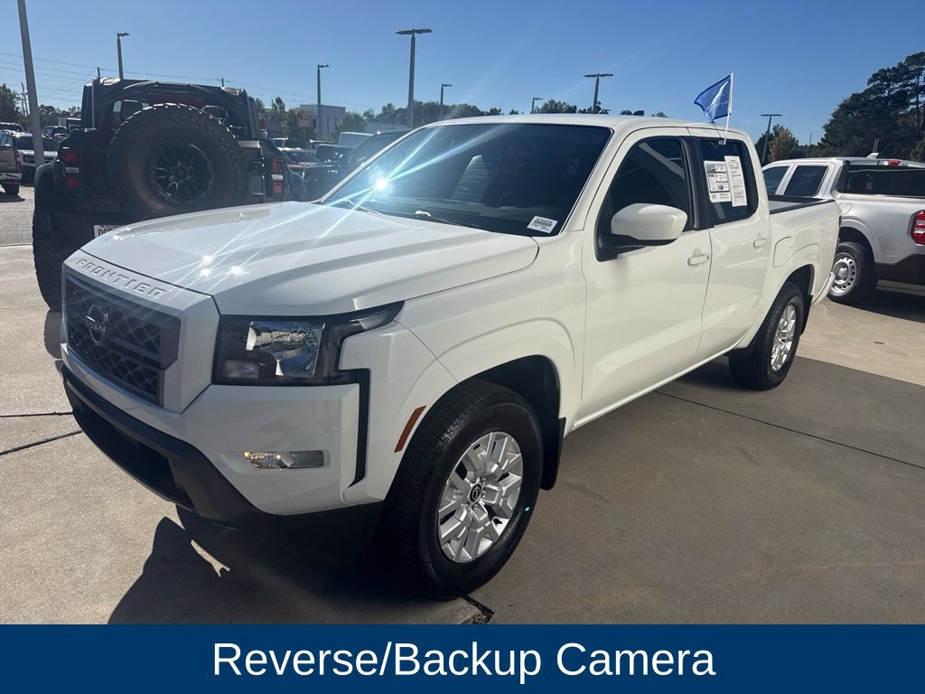Used 2022 Nissan Frontier SV RWD image 3