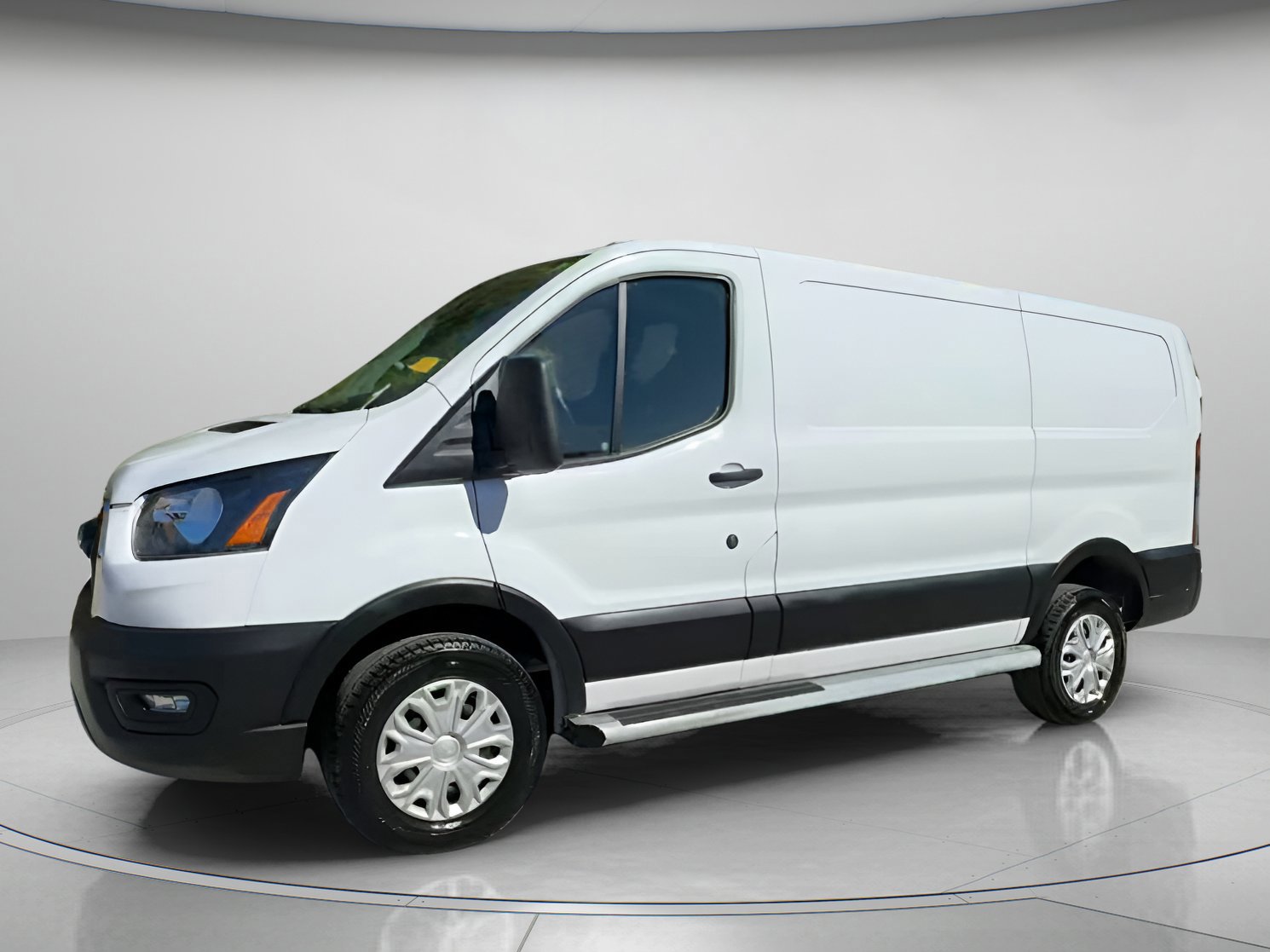Certified 2024 Ford Transit 250 w/ Exterior Upgrade Package image 6