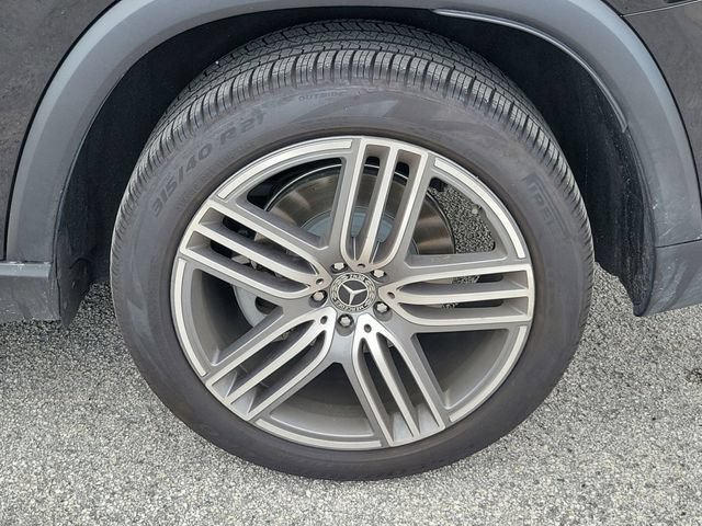 Used 2025 Mercedes-Benz GLS 450 4MATIC image 8