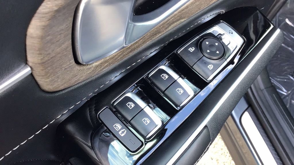 Used 2023 Kia Sorento SX Prestige image 19