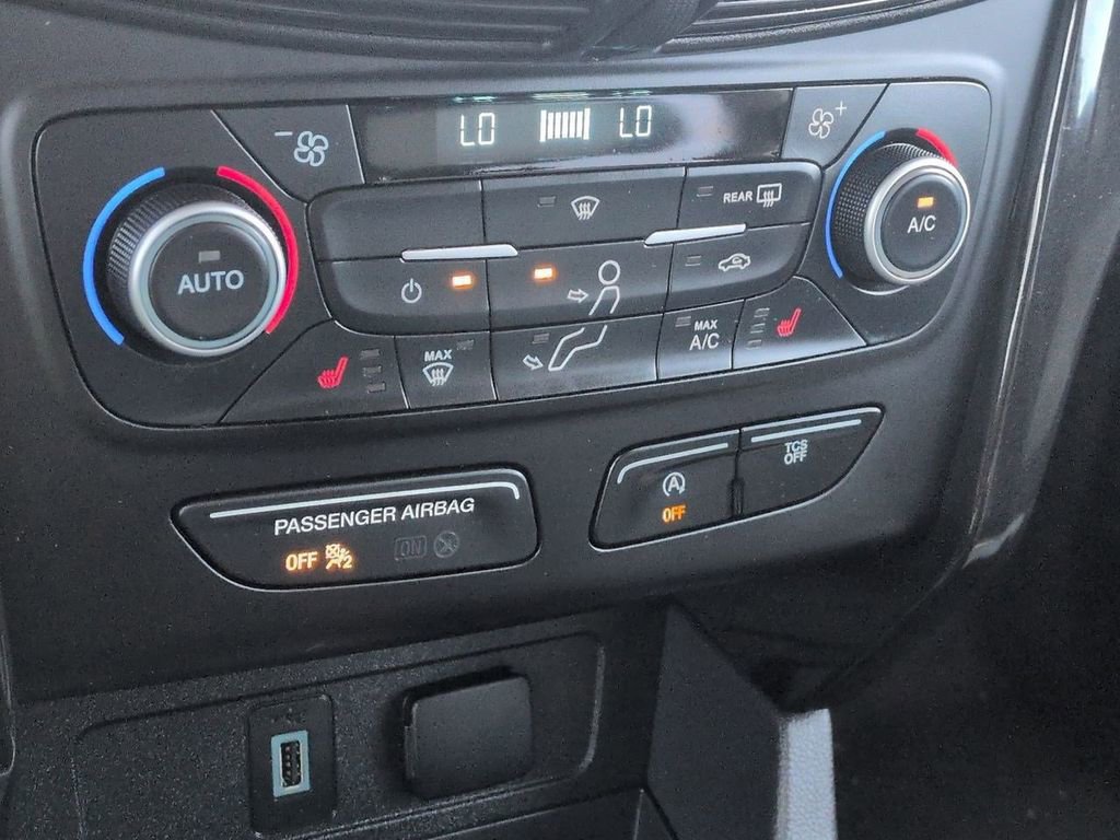 Certified 2019 Ford Escape SEL AWD/4WD image 20