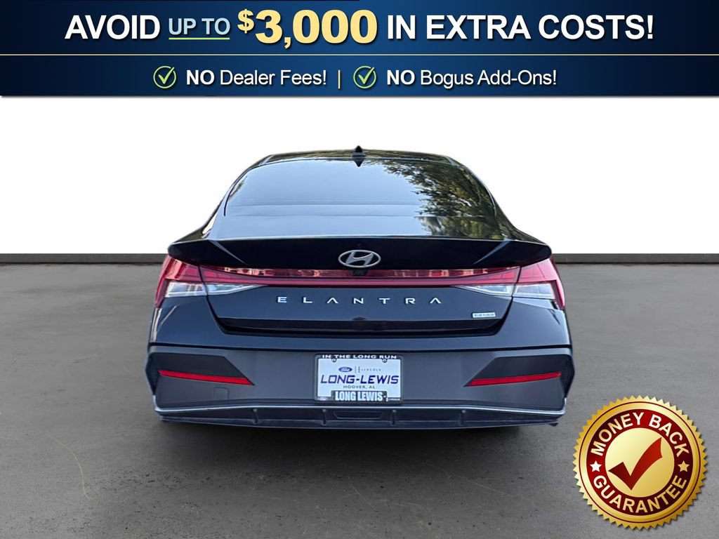 Used 2024 Hyundai Elantra Blue FWD image 5