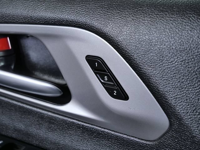 Used 2025 Chrysler Pacifica Select FWD image 26