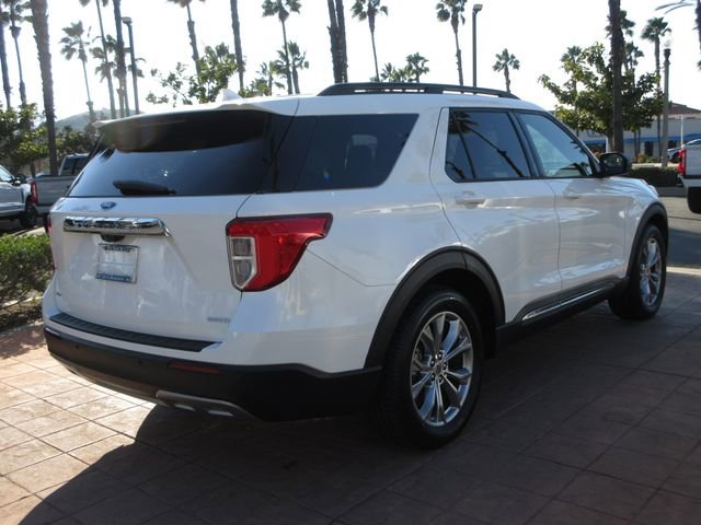 Certified 2020 Ford Explorer XLT w/ Equipment Group 202A image 4