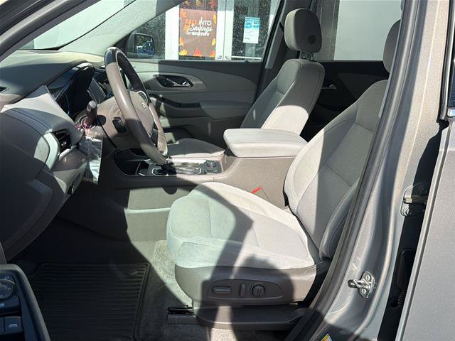 Used 2018 Chevrolet Traverse LT AWD/4WD image 8