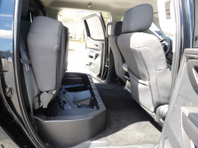 Used 2022 Toyota Tundra SR5 w/ SR5 Convenience Package AWD/4WD image 33