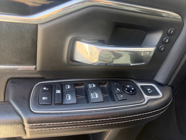 Used 2019 RAM 3500 Laramie AWD/4WD image 14