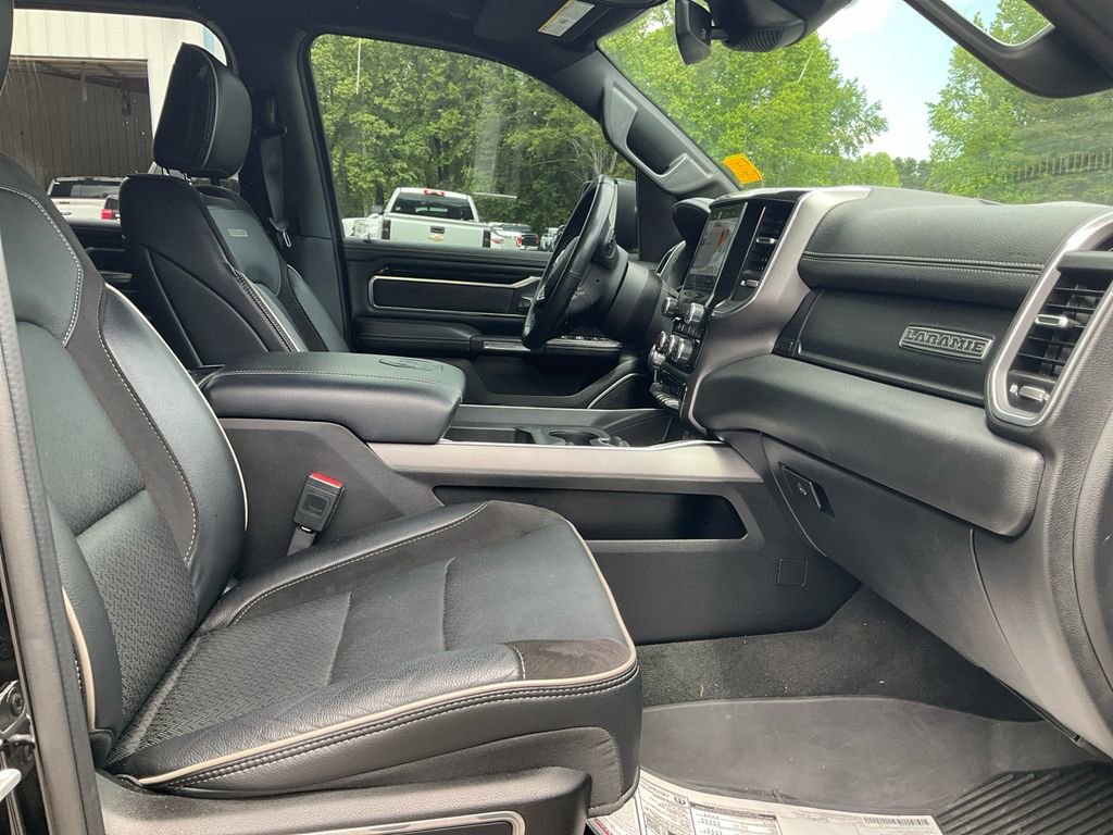 Used 2022 RAM 1500 Laramie w/ Sport Appearance Package AWD/4WD image 12