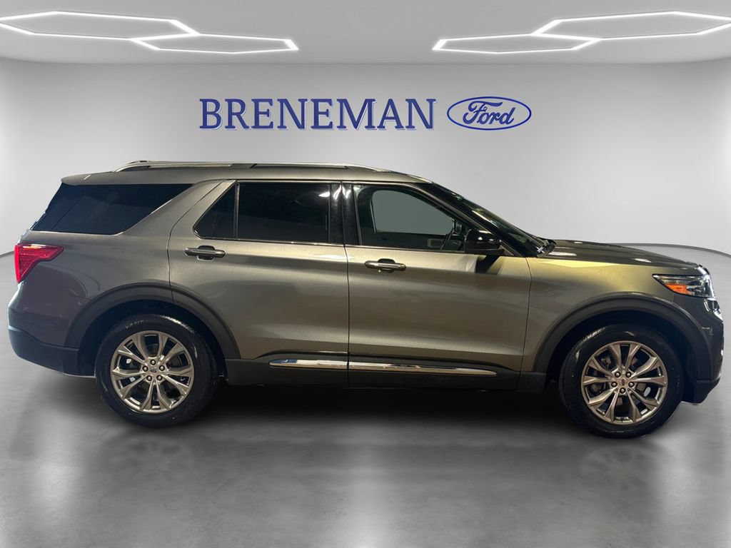 Certified 2022 Ford Explorer Limited RWD image 5