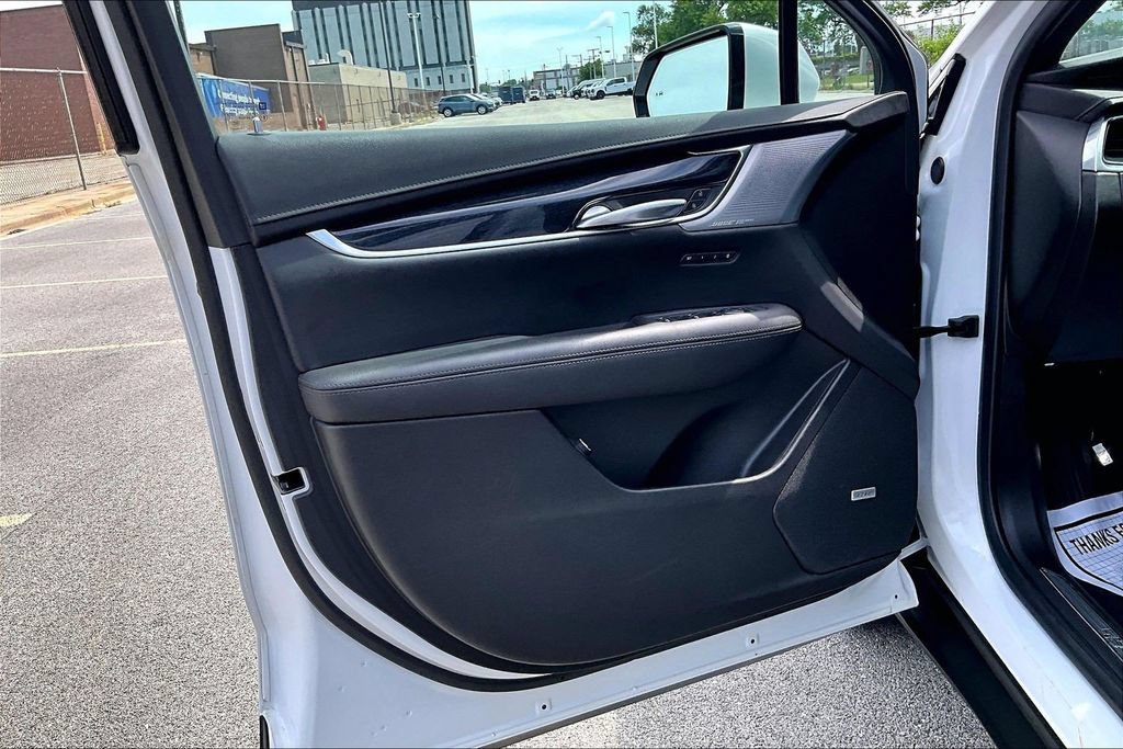 Used 2023 Cadillac XT5 Premium Luxury w/ LPO, Floor Liner Package AWD/4WD image 22