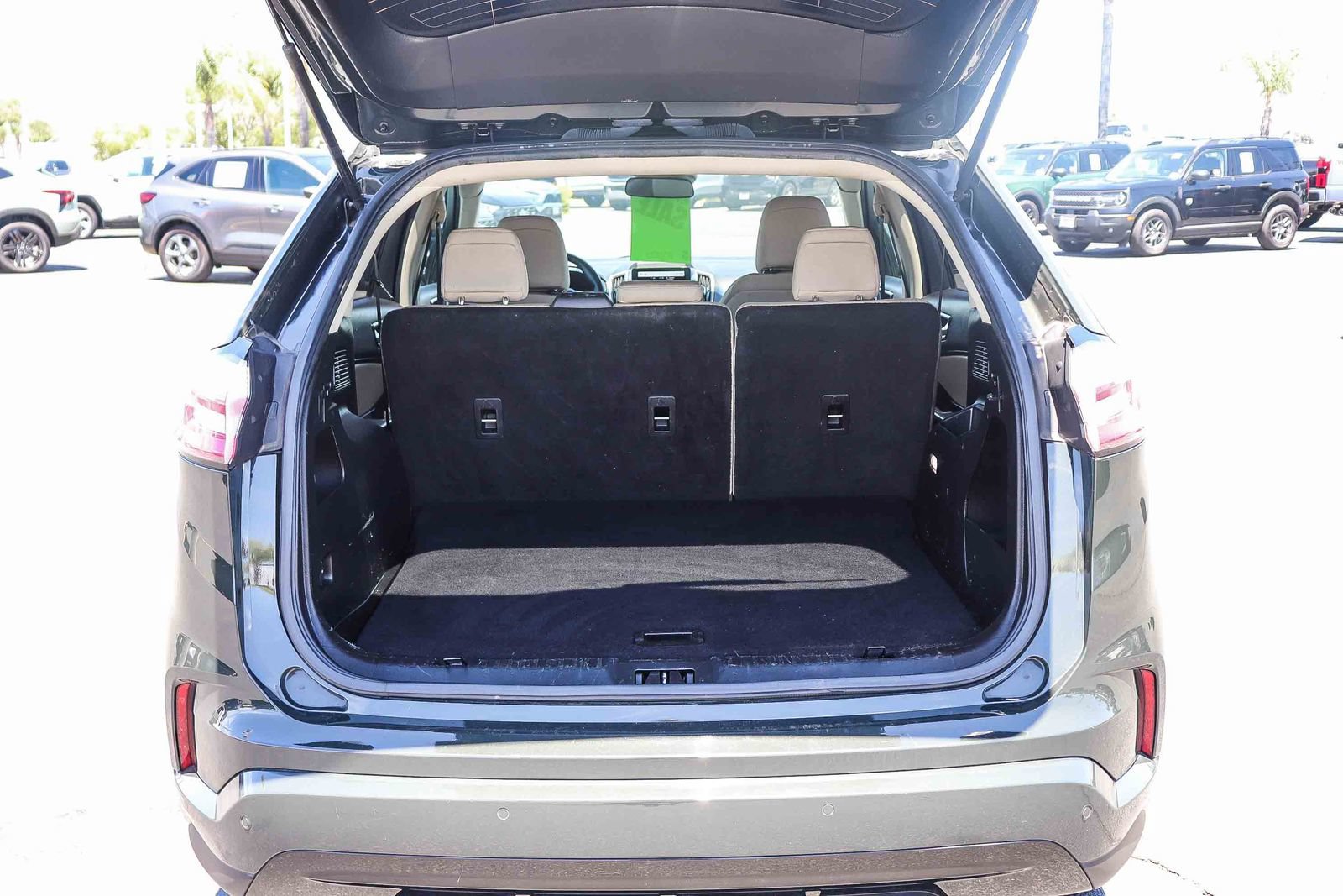 Certified 2023 Ford Edge SE w/ Black Appearance Package AWD/4WD image 27