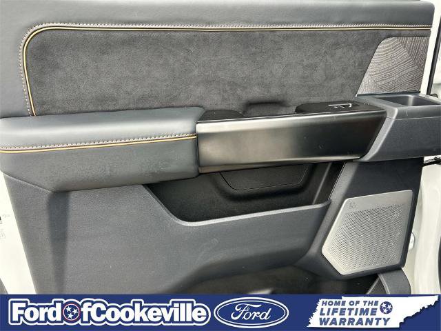 Certified 2023 Ford F250 Platinum w/ Tremor Off-Road Package image 14