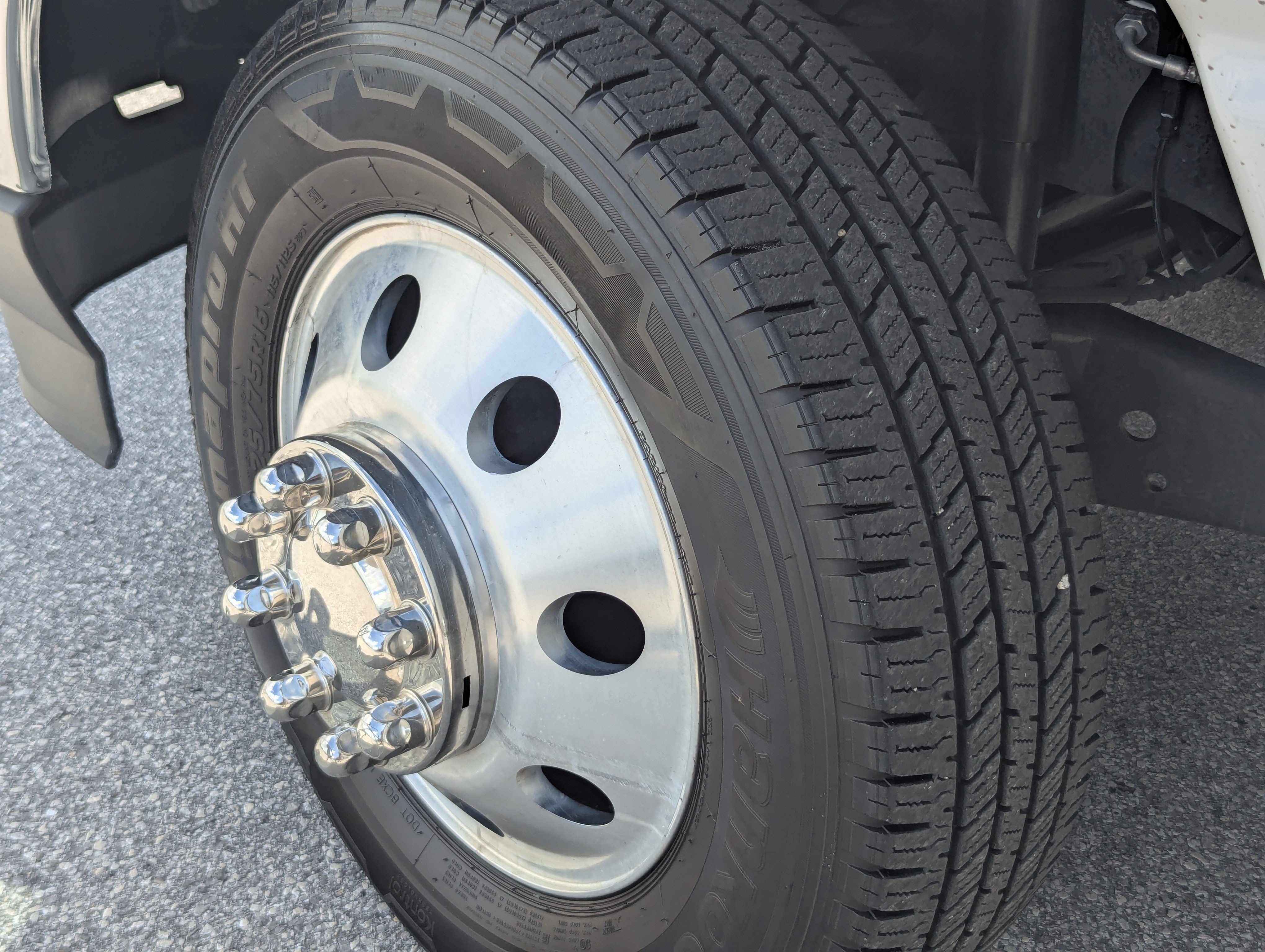 Certified 2025 Ford E-450 and Econoline 450 Super Duty w/ Power Equipment Group RWD image 36
