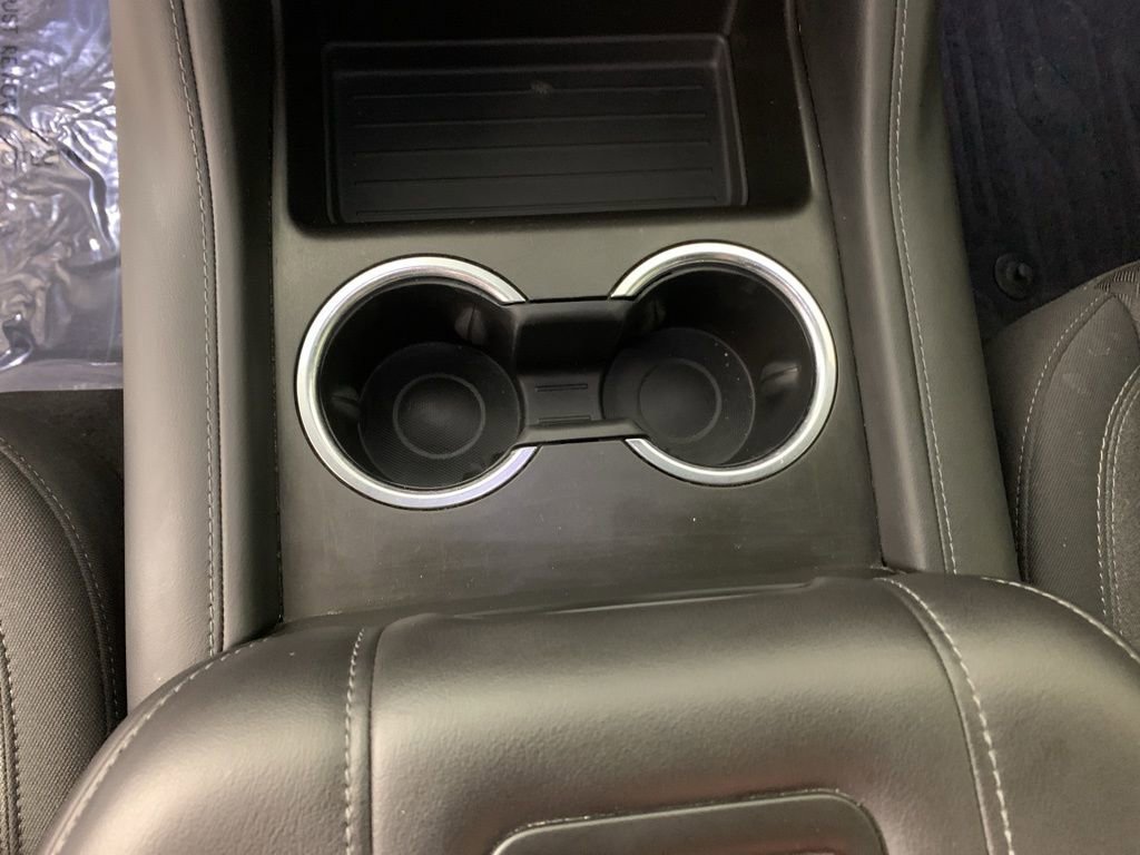 Used 2022 GMC Yukon SLE w/ Gmc Pro Safety Plus Package AWD/4WD image 26