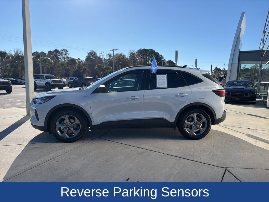 Certified 2025 Ford Escape ST-Line w/ Equipment Group 301A image 5