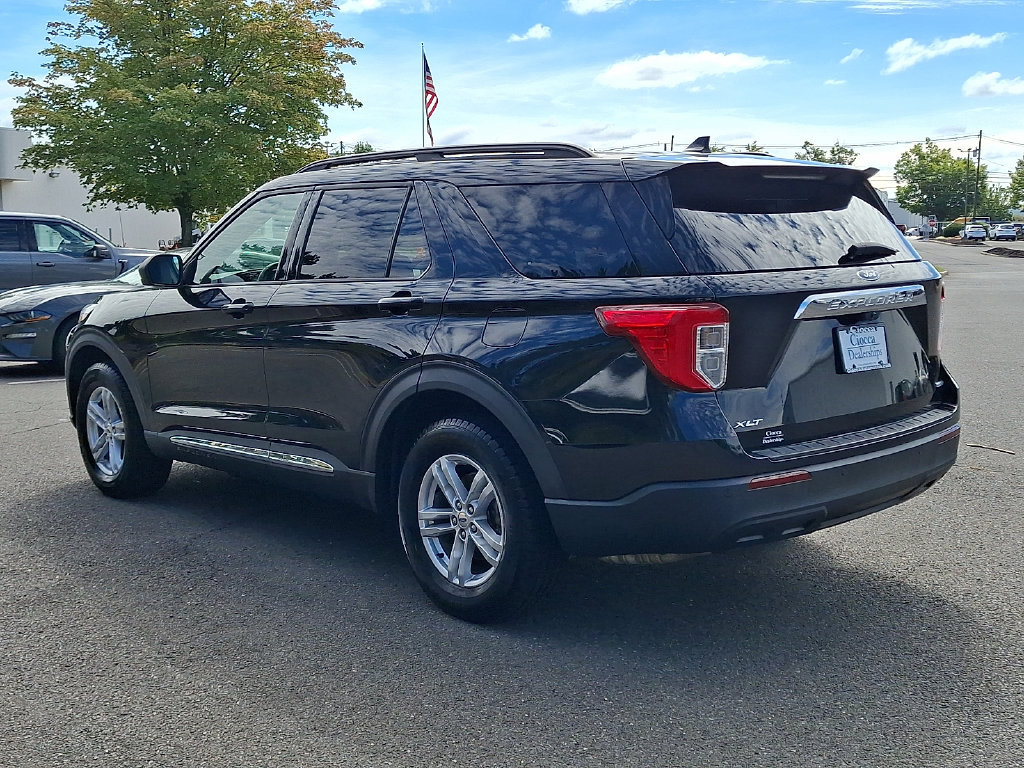 Certified 2020 Ford Explorer XLT AWD/4WD image 7