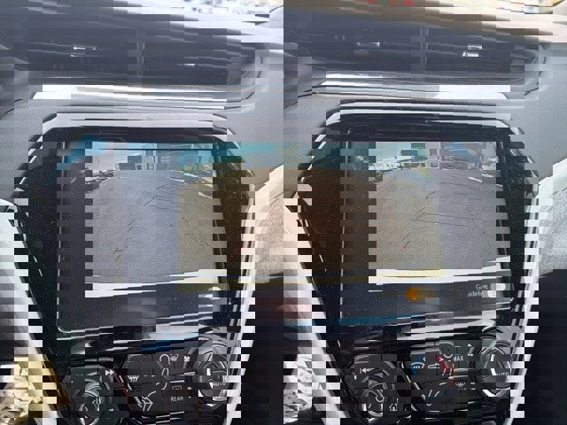 Used 2019 Chevrolet Bolt LT image 18