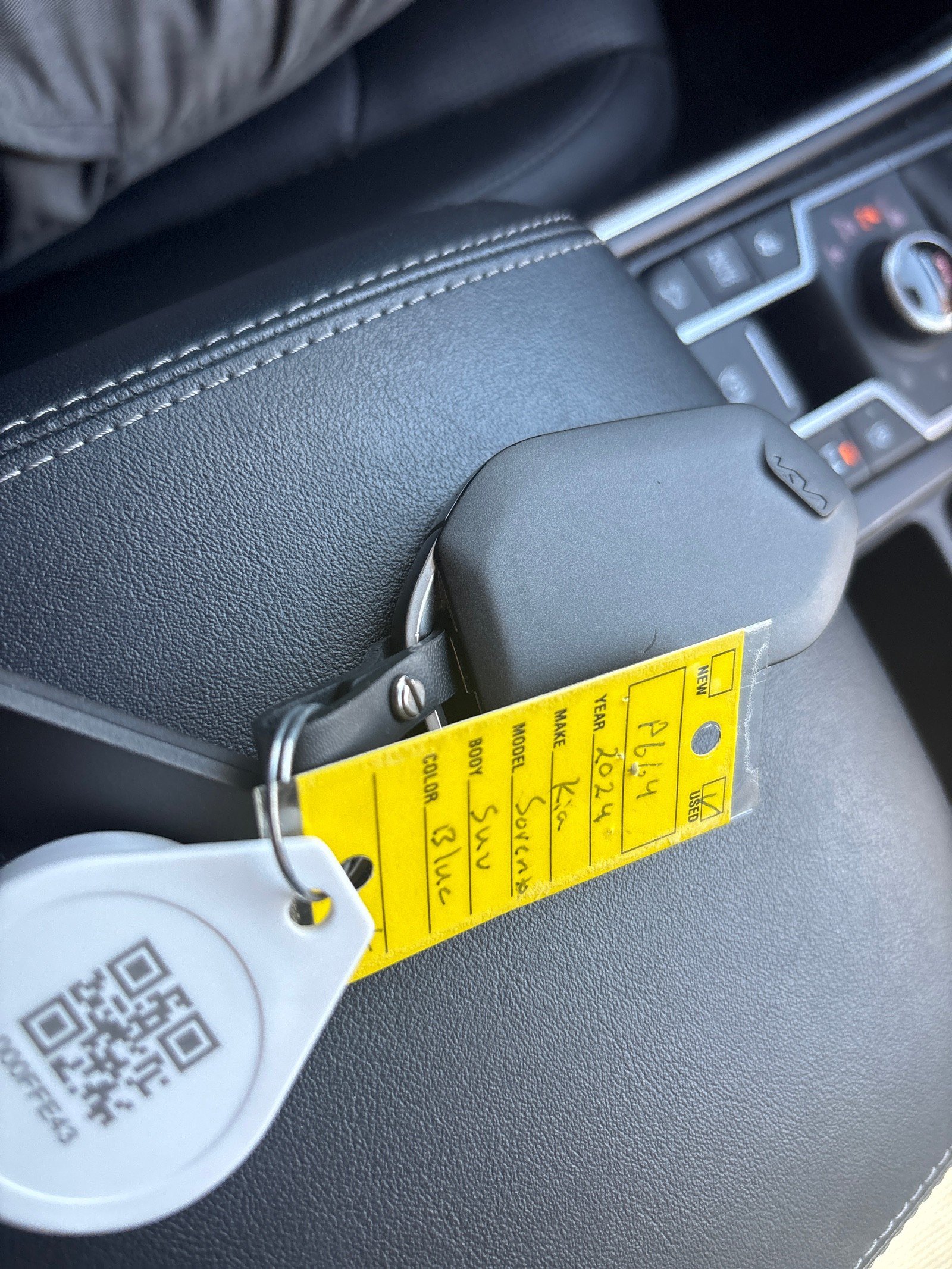 Used 2024 Kia Sorento EX AWD/4WD image 20
