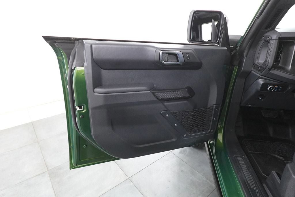 Certified 2025 Ford Bronco Badlands AWD/4WD image 8