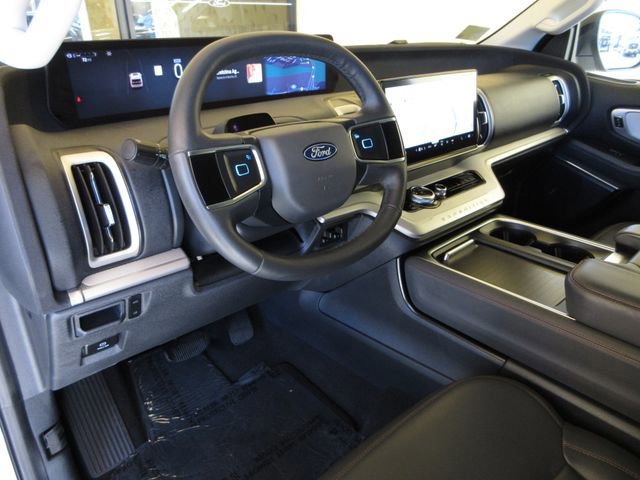 Certified 2025 Ford Expedition Max Active image 14