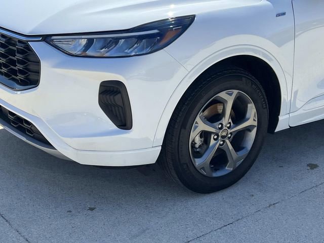 Certified 2023 Ford Escape ST-Line w/ Tech Pack #1 image 8