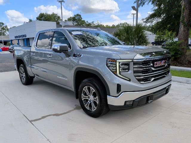 Used 2026 GMC Sierra 1500 SLT AWD/4WD image 2
