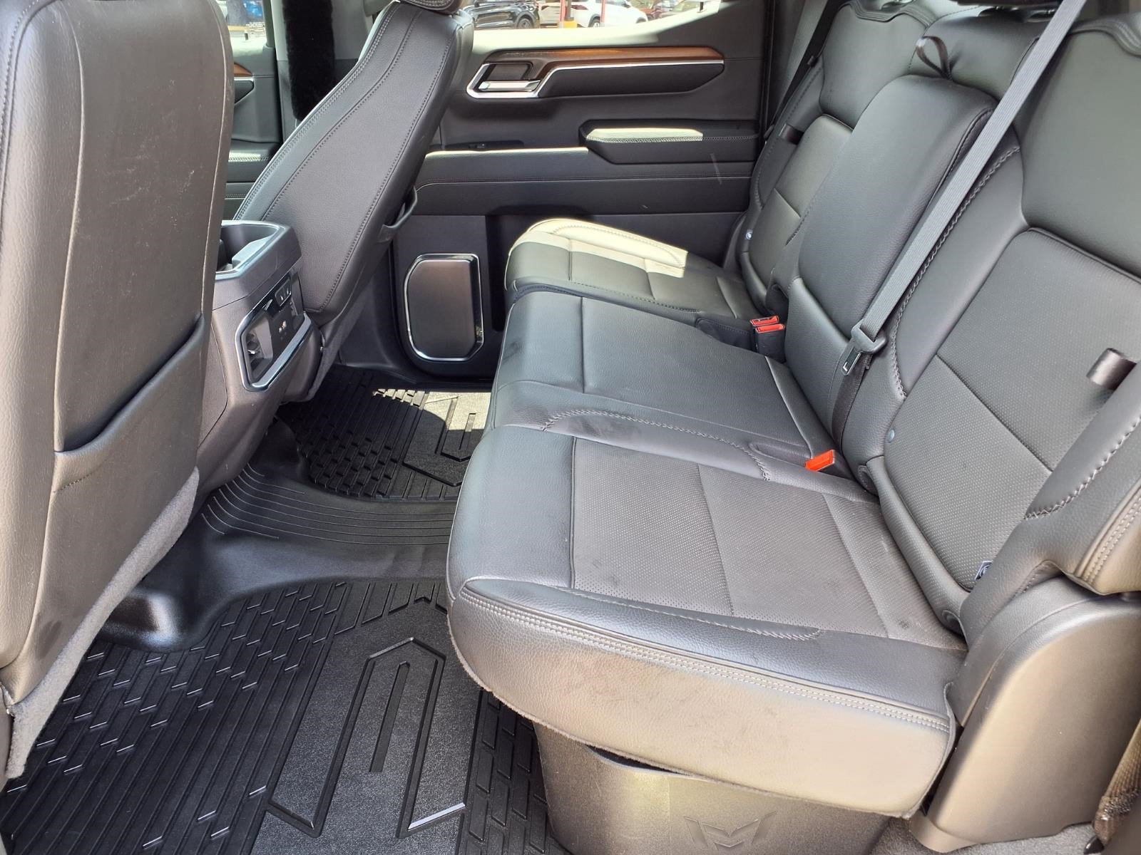 Used 2024 GMC Sierra 1500 Denali w/ Denali Reserve Package AWD/4WD image 11