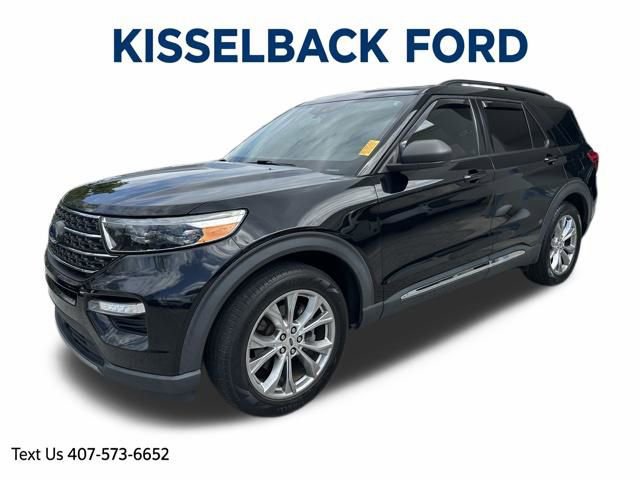 Certified 2022 Ford Explorer XLT w/ Equipment Group 202A image 9