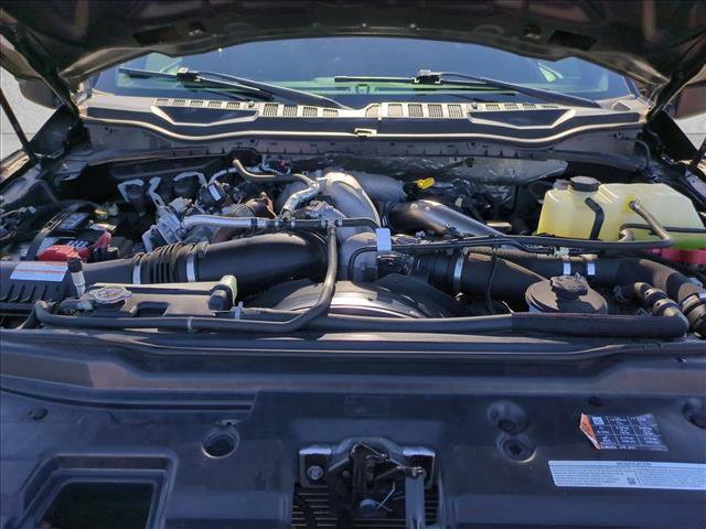 Certified 2022 Ford F450 Limited w/ FX4 Off-Road Package AWD/4WD image 24