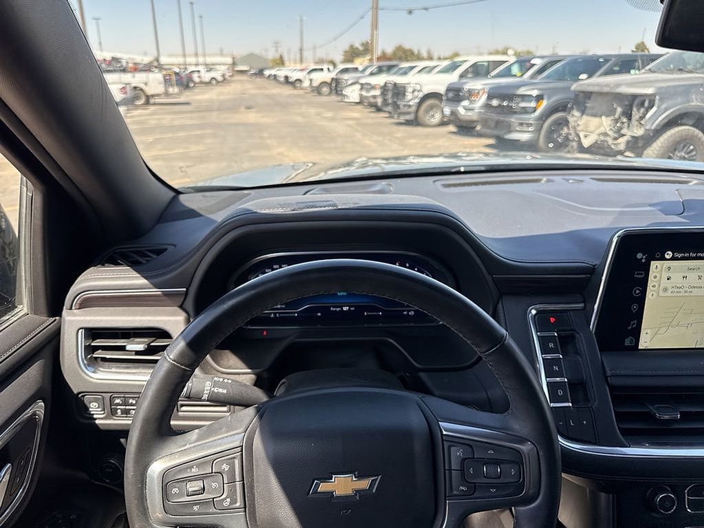 Used 2024 Chevrolet Tahoe LT w/ LT Signature Package image 10