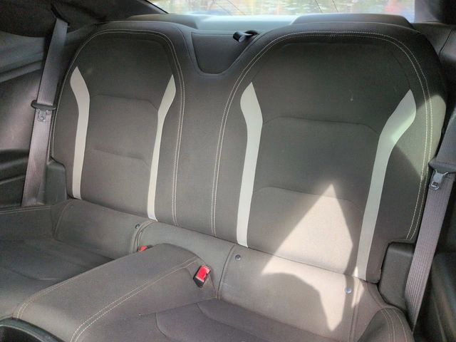 Used 2019 Chevrolet Camaro SS w/ Black Appearance Package image 14