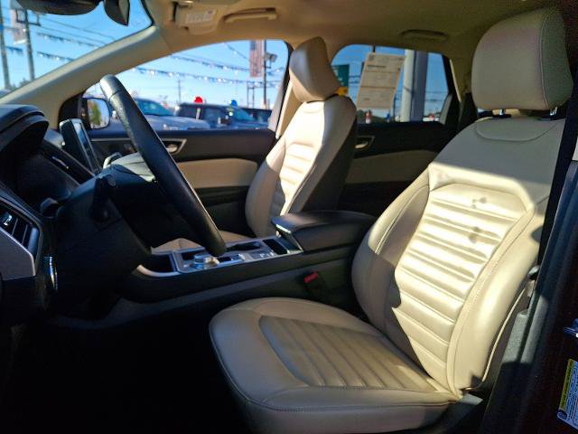 Certified 2023 Ford Edge SEL w/ Convenience Package AWD/4WD image 13