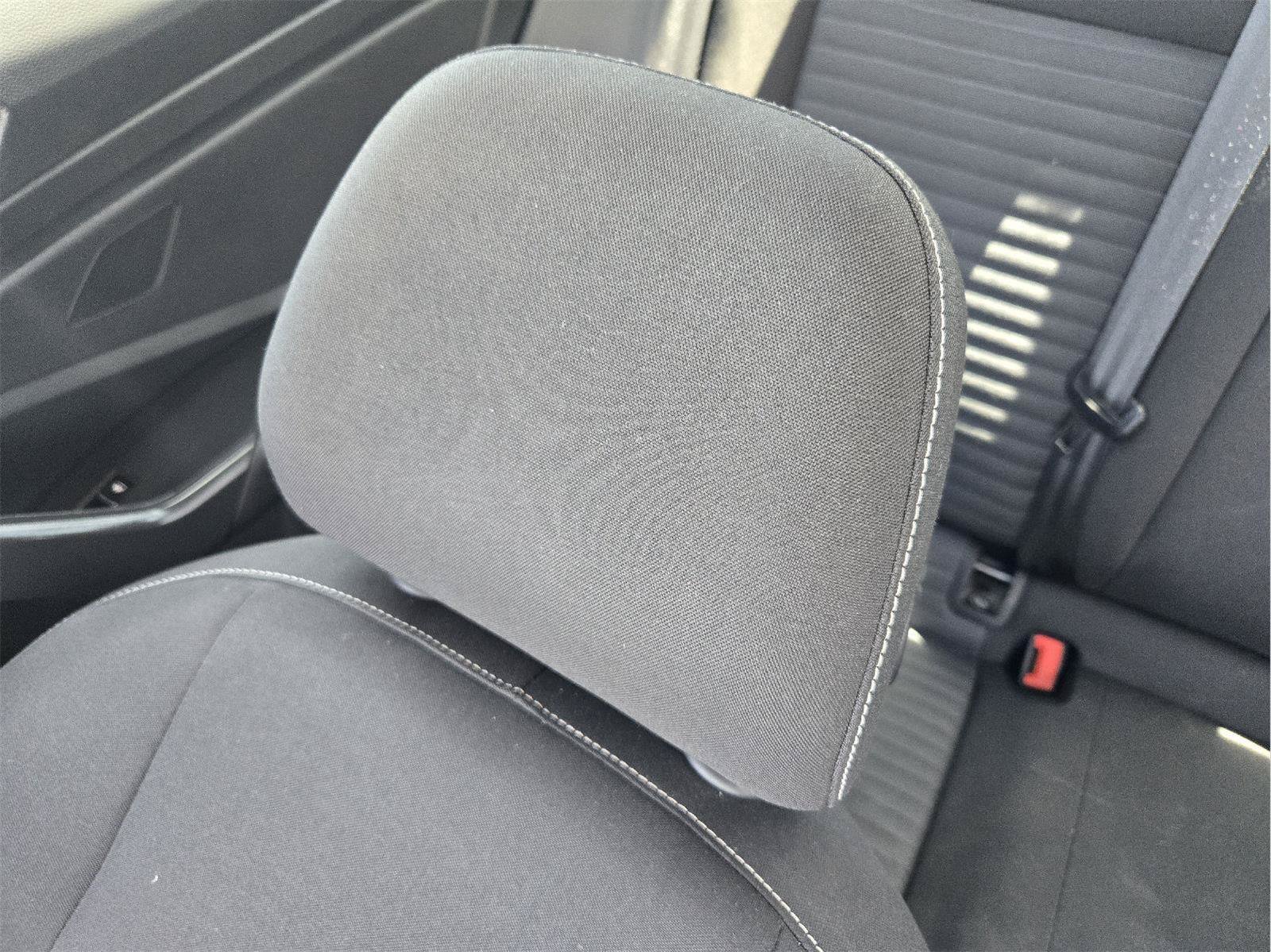 Used 2022 Volkswagen Jetta S FWD image 22
