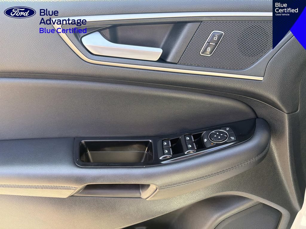Certified 2018 Ford Edge SEL FWD image 16