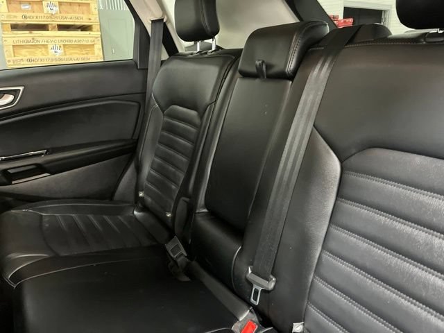 Certified 2017 Ford Edge SEL w/ Equipment Group 201A AWD/4WD image 44