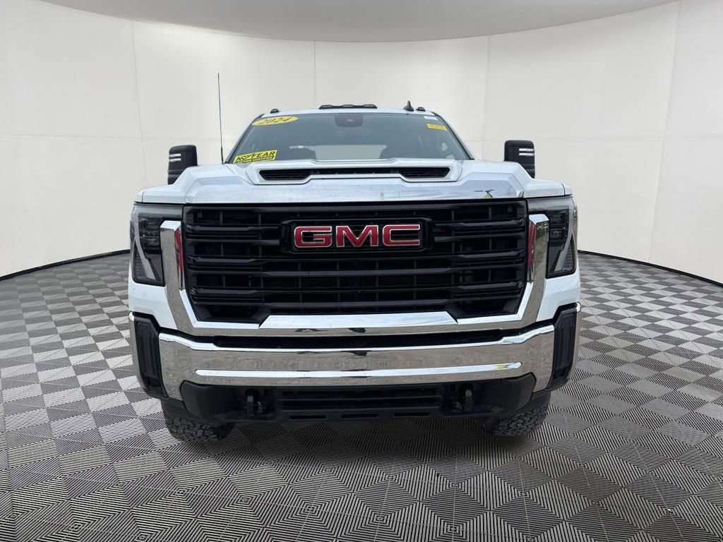 Used 2024 GMC Sierra 2500 Pro w/ Convenience Package image 8