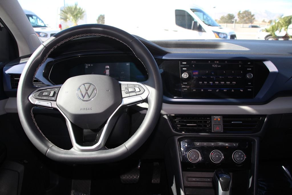 Used 2023 Volkswagen Taos SE image 17